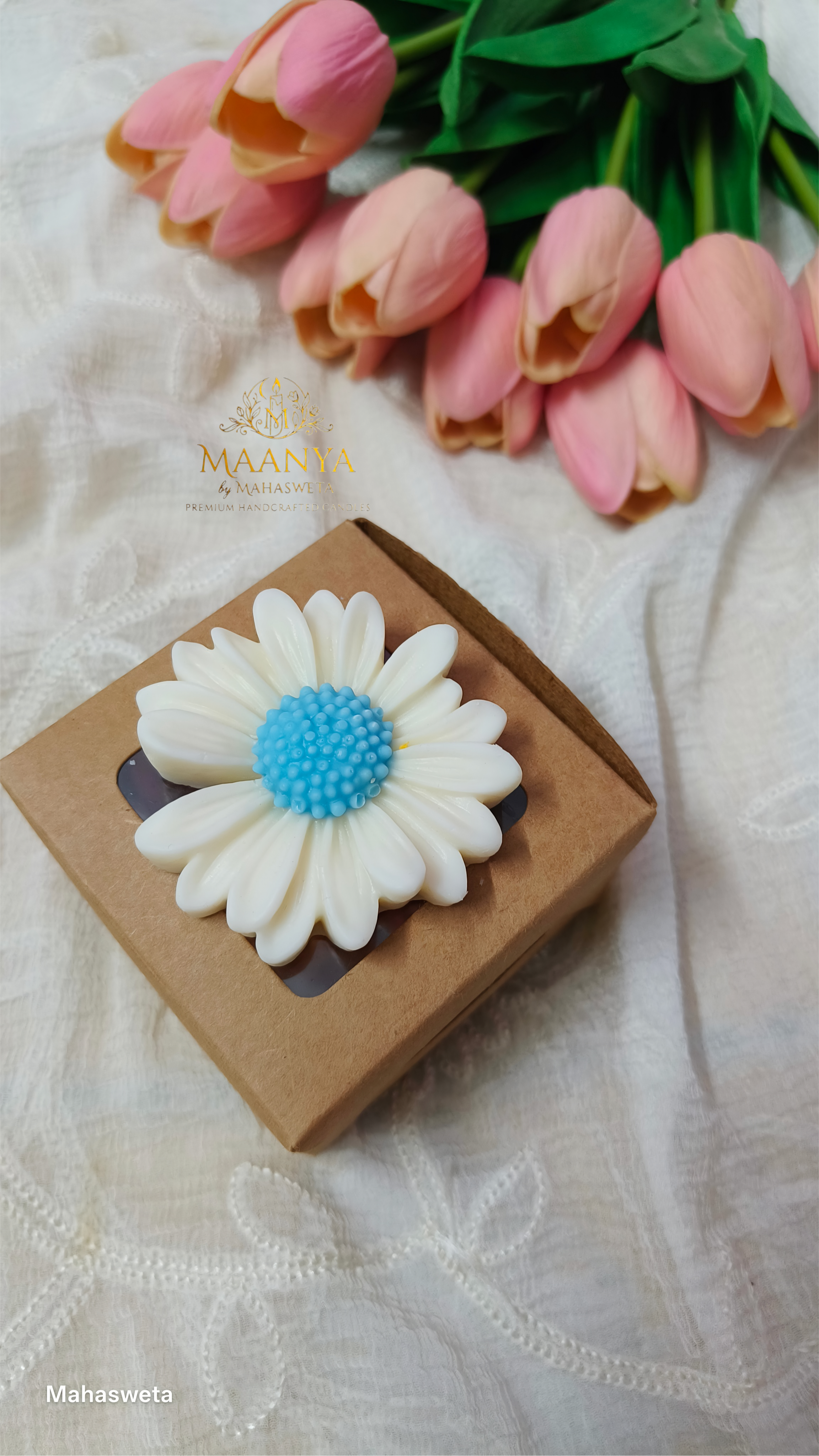 Daisy Candle